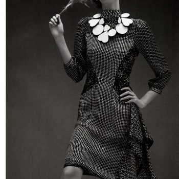 NUMERO Francia Ph: Horst Diekgerdes réalisation Charles Varenne