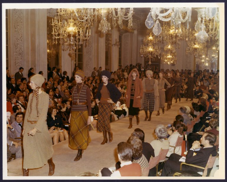 1970_SFILATA PITTI FIRENZE